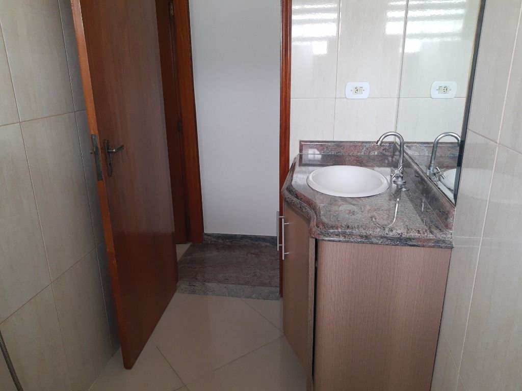 Sobrado à venda com 4 quartos, 250m² - Foto 36