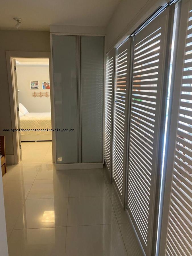 Cobertura à venda com 2 quartos, 165m² - Foto 2