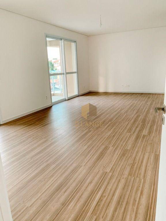 Apartamento à venda com 3 quartos, 185m² - Foto 2