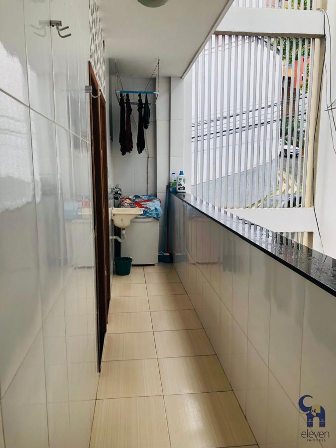 Apartamento à venda com 3 quartos, 90m² - Foto 4