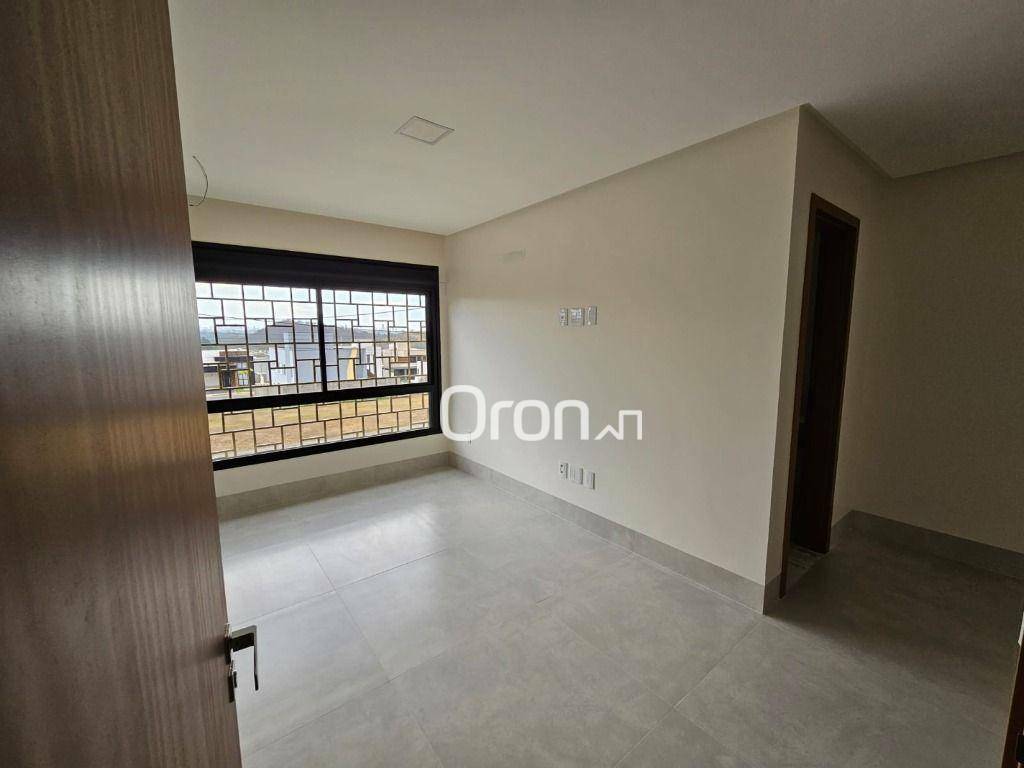 Sobrado à venda com 4 quartos, 224m² - Foto 4