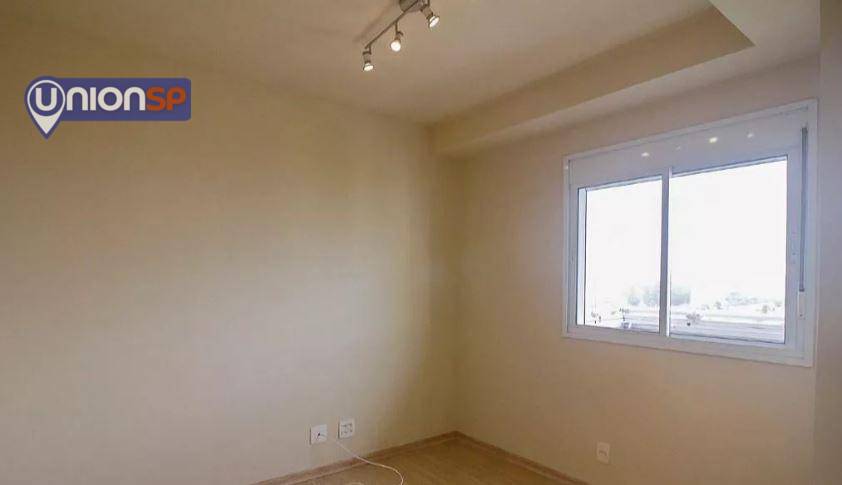 Apartamento à venda com 2 quartos, 72m² - Foto 4