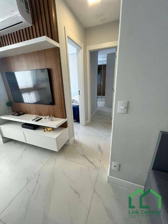 Apartamento à venda com 2 quartos, 54m² - Foto 2