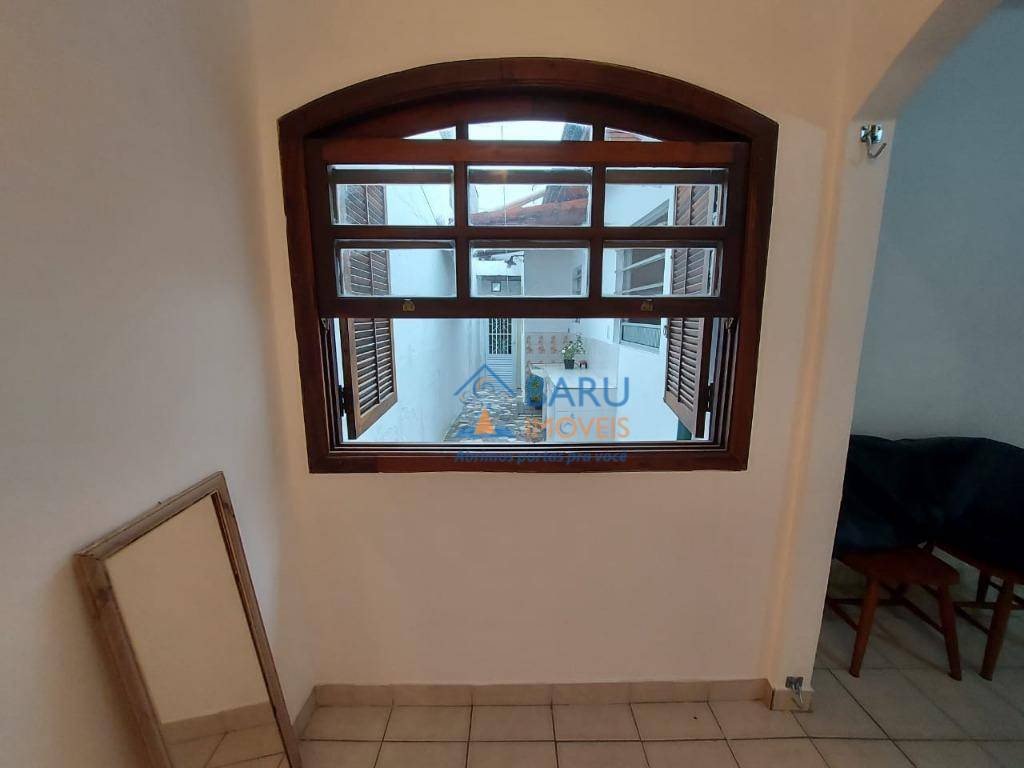 Casa à venda e aluguel com 3 quartos, 200m² - Foto 25