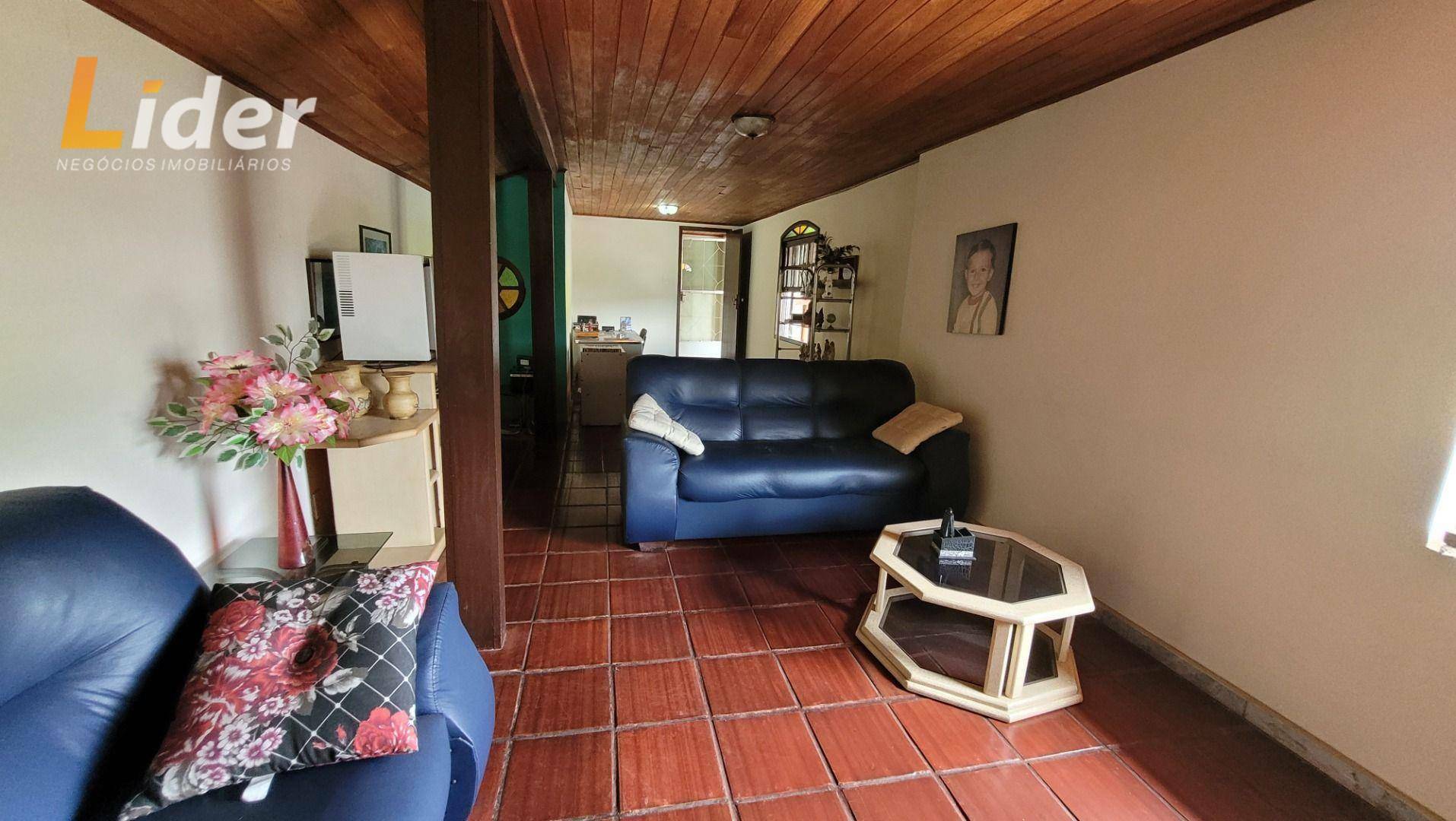 Casa à venda com 3 quartos, 281m² - Foto 16