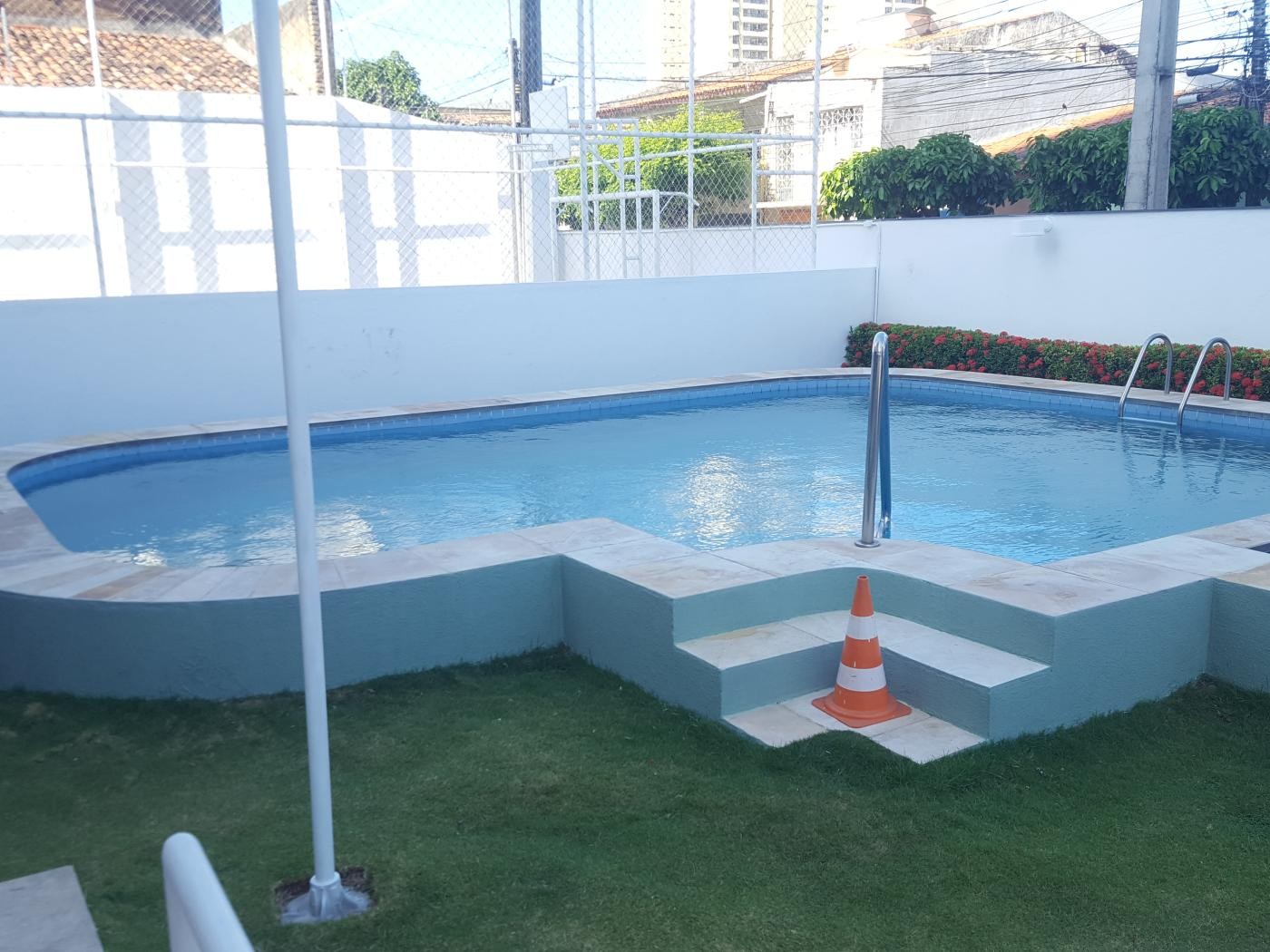 Apartamento para alugar com 3 quartos, 75m² - Foto 4
