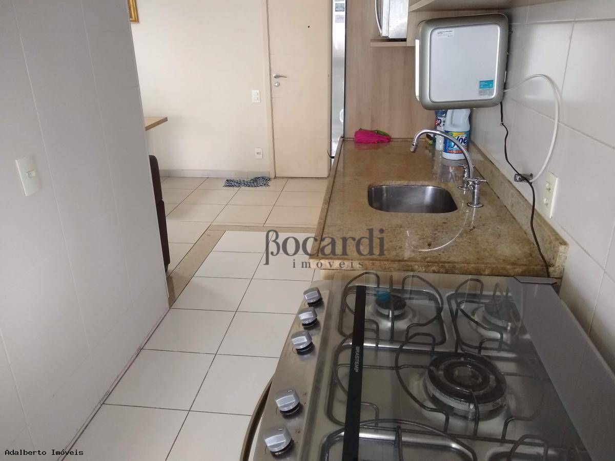 Apartamento à venda com 3 quartos, 97m² - Foto 6