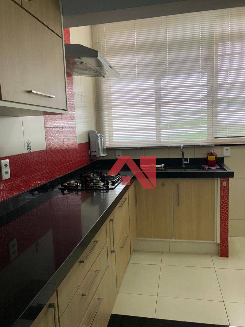 Apartamento à venda com 2 quartos, 75m² - Foto 15