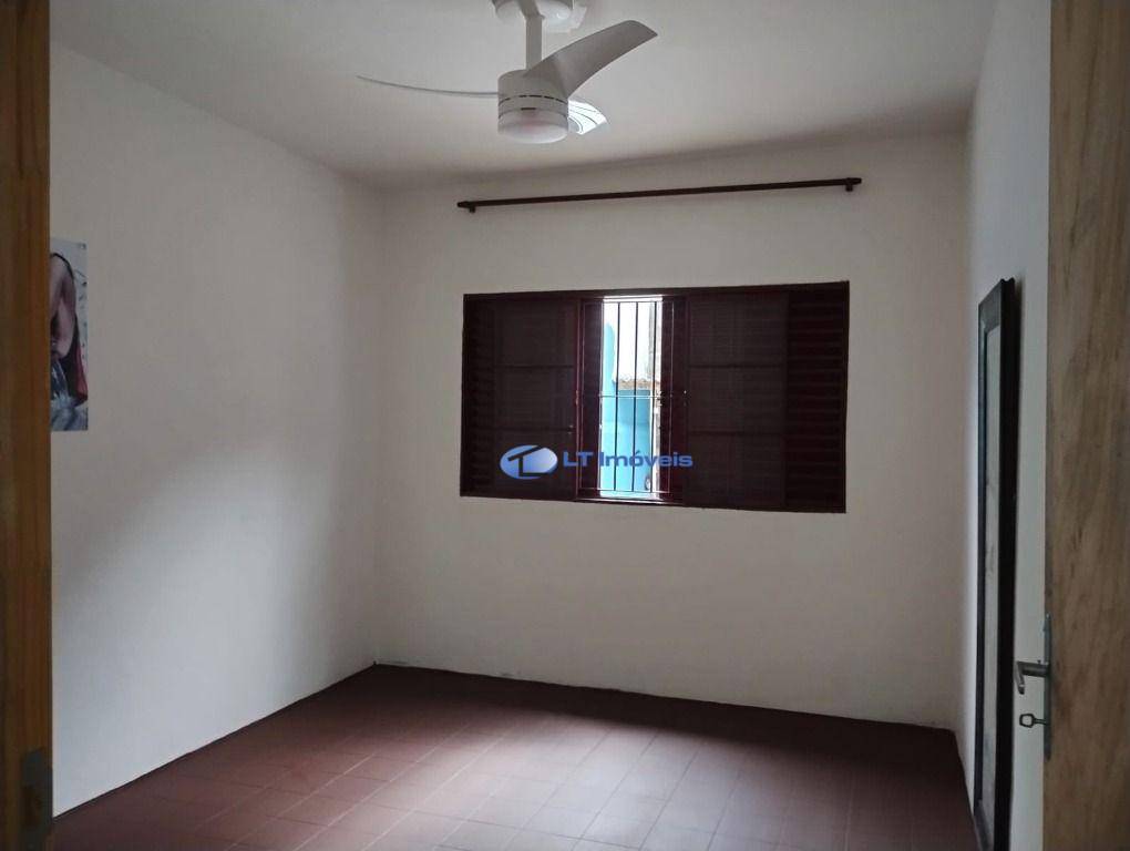 Casa à venda com 1 quarto, 101m² - Foto 10