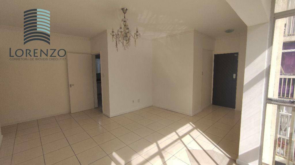 Apartamento à venda com 2 quartos, 80m² - Foto 2