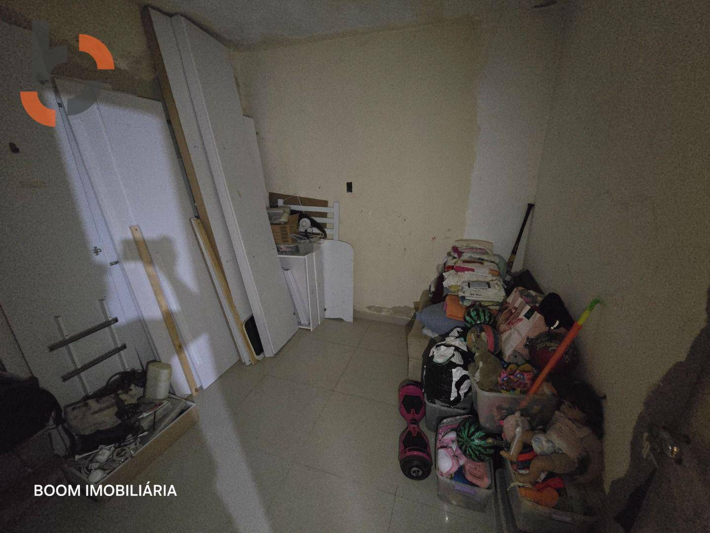 Casa à venda com 2 quartos, 170m² - Foto 17