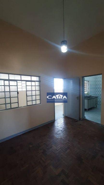 Apartamento para alugar com 2 quartos, 40m² - Foto 4