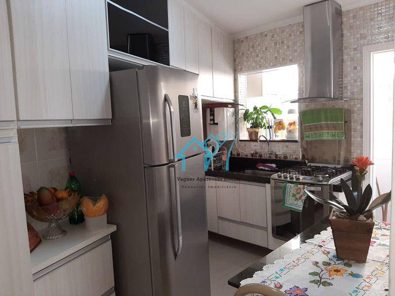 Apartamento à venda com 2 quartos, 64m² - Foto 3