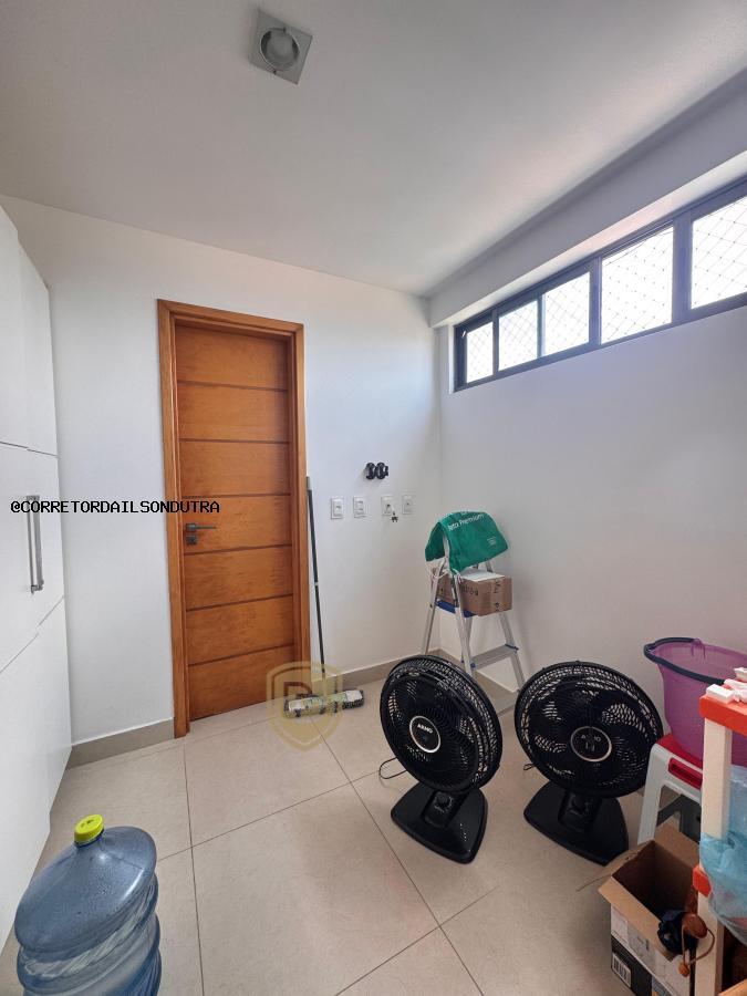 Apartamento à venda com 3 quartos, 214m² - Foto 17