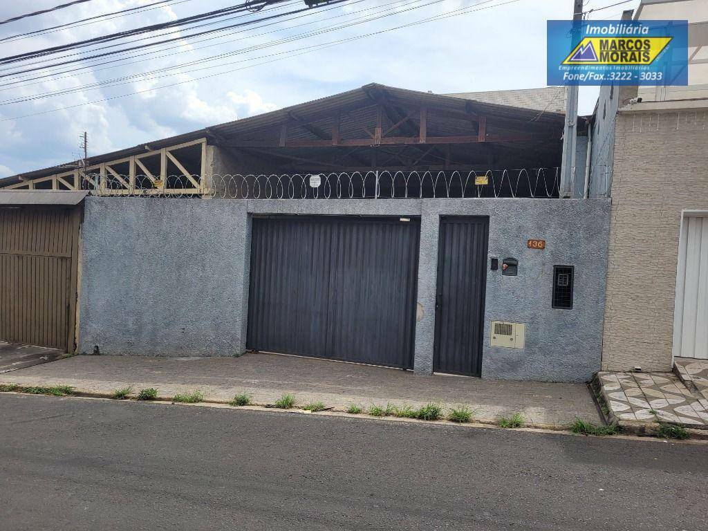 Depósito-Galpão-Armazém à venda, 243m² - Foto 1