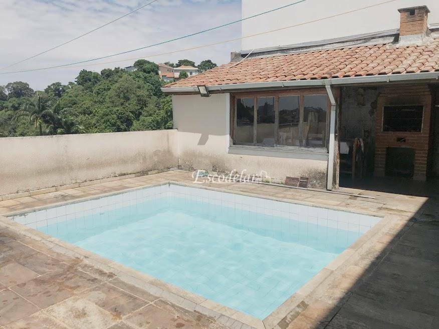 Sobrado à venda com 3 quartos, 300m² - Foto 1