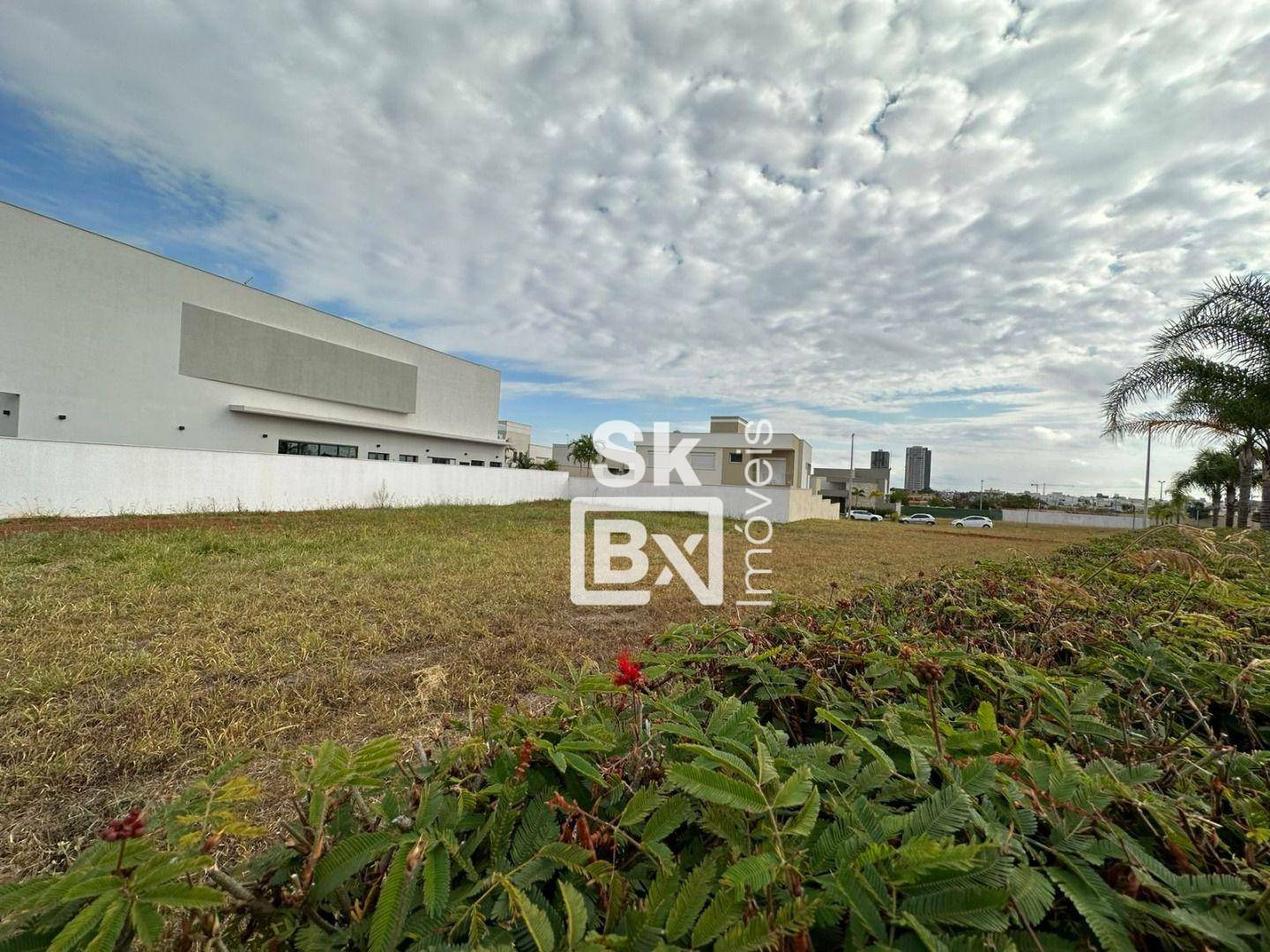 Loteamento e Condomínio, 703 m² - Foto 5