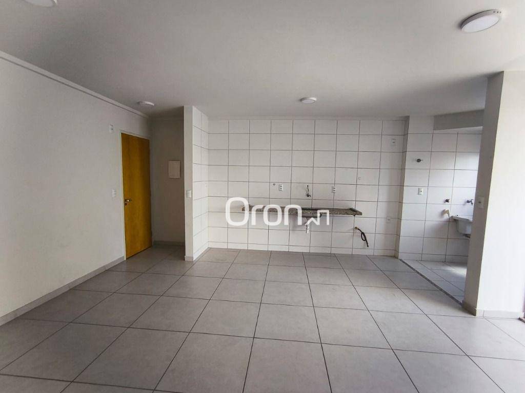 Apartamento à venda com 2 quartos, 61m² - Foto 3