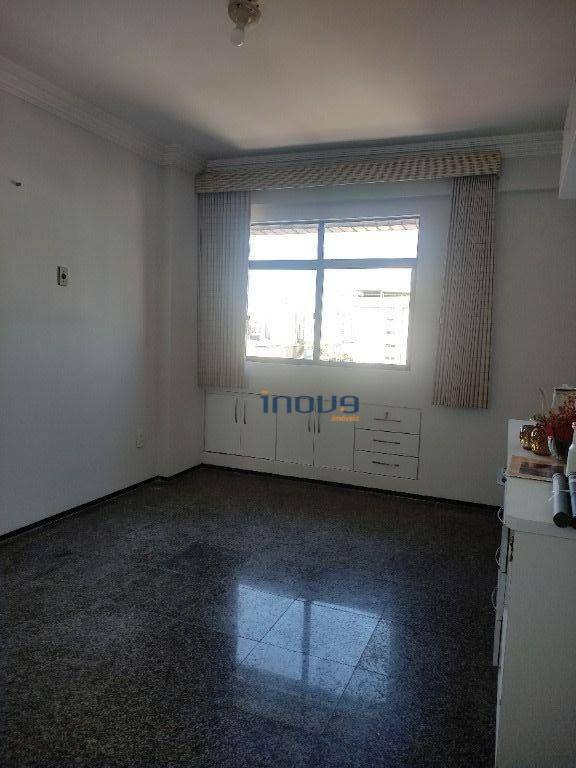 Apartamento à venda com 3 quartos, 138m² - Foto 21