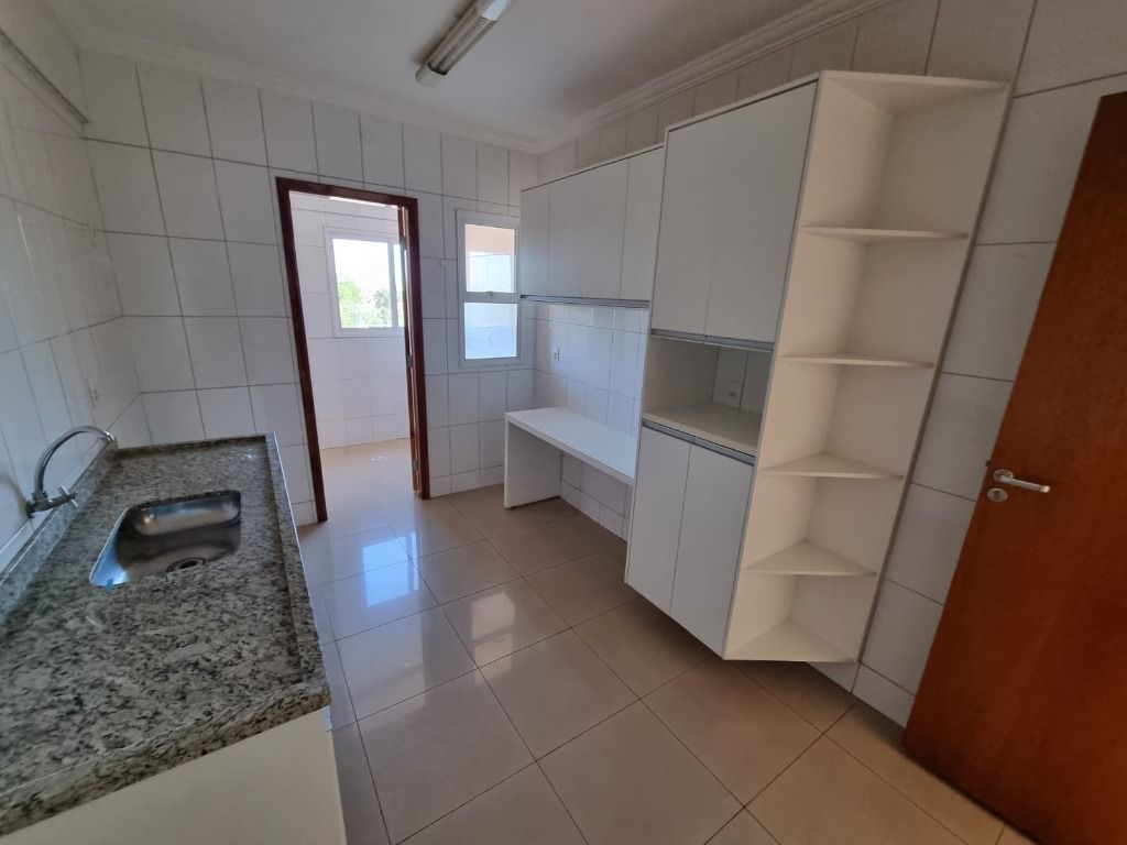 Apartamento à venda com 2 quartos, 72m² - Foto 2