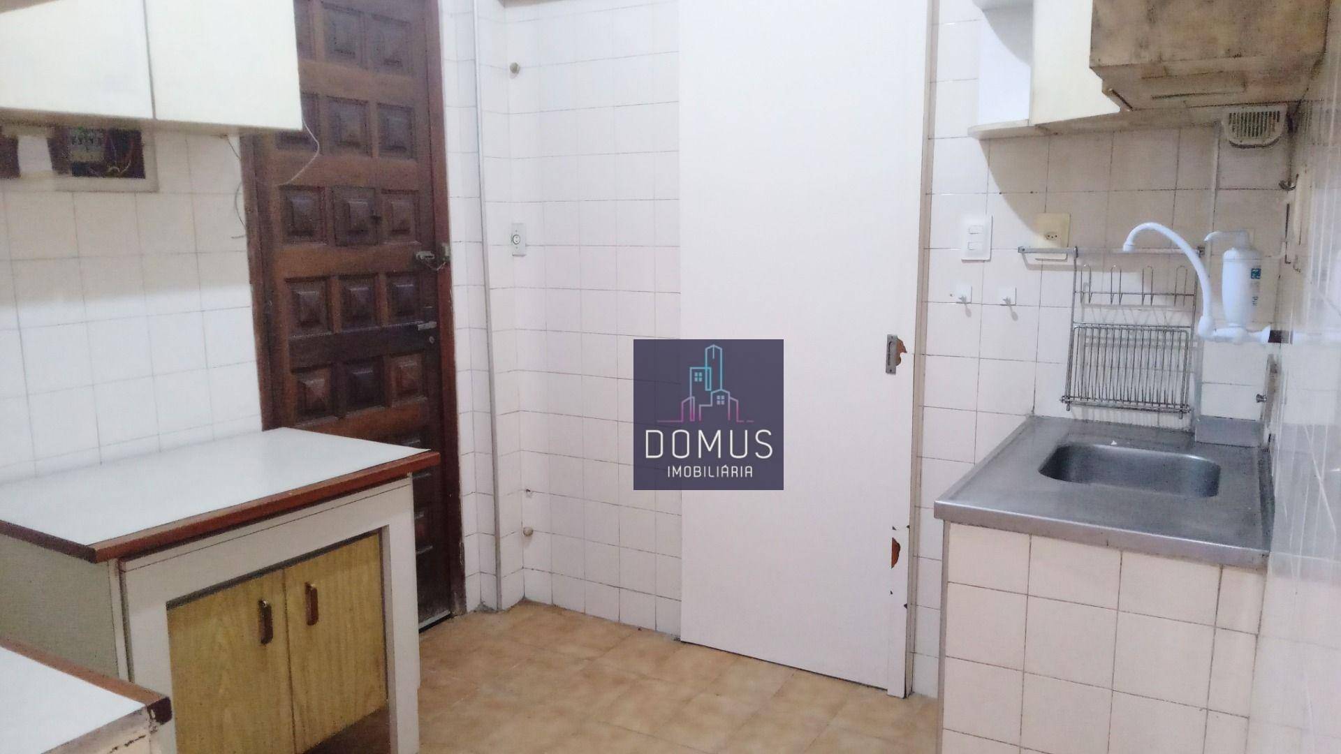 Apartamento à venda com 2 quartos, 70m² - Foto 14