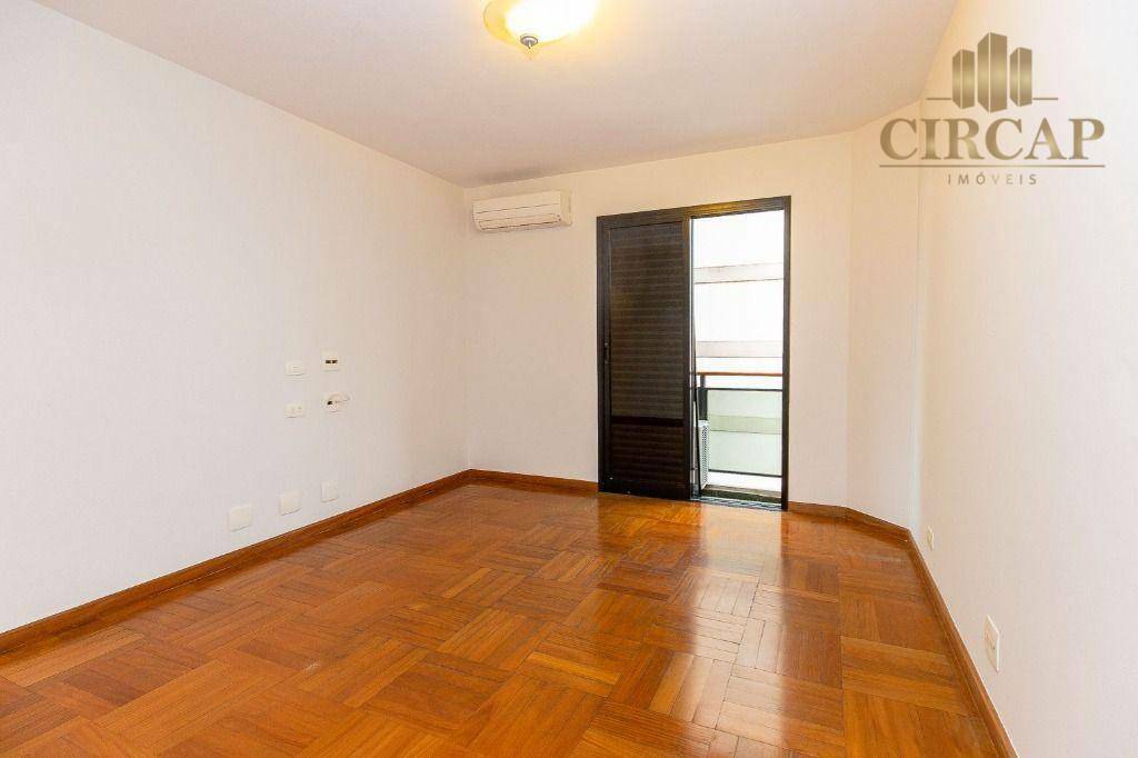 Apartamento à venda com 3 quartos, 205m² - Foto 14