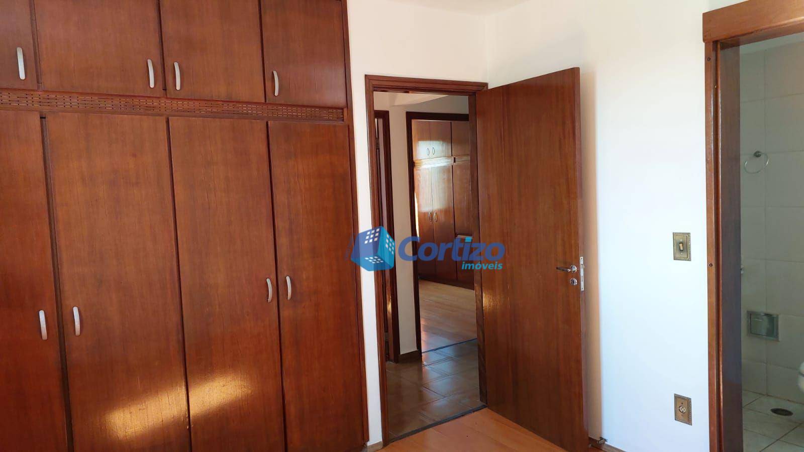 Apartamento à venda e aluguel com 3 quartos, 92m² - Foto 6