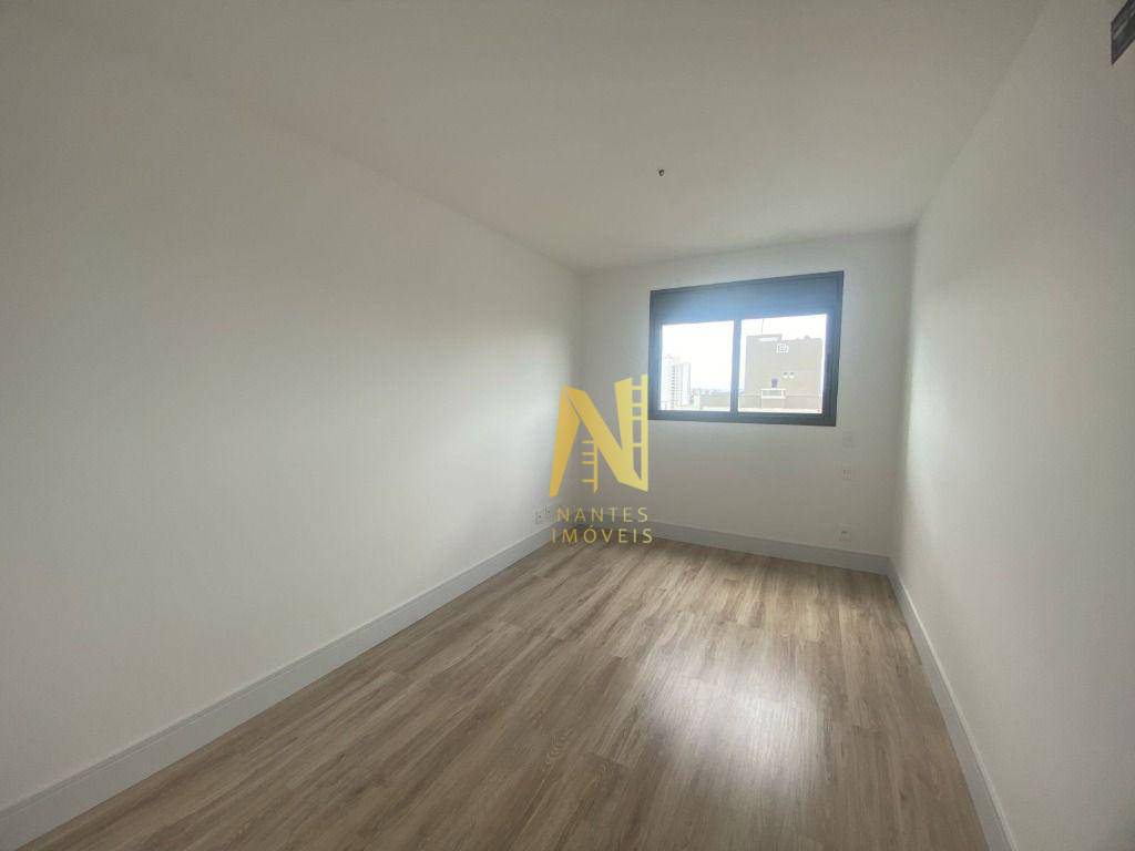 Apartamento à venda com 3 quartos, 114m² - Foto 20