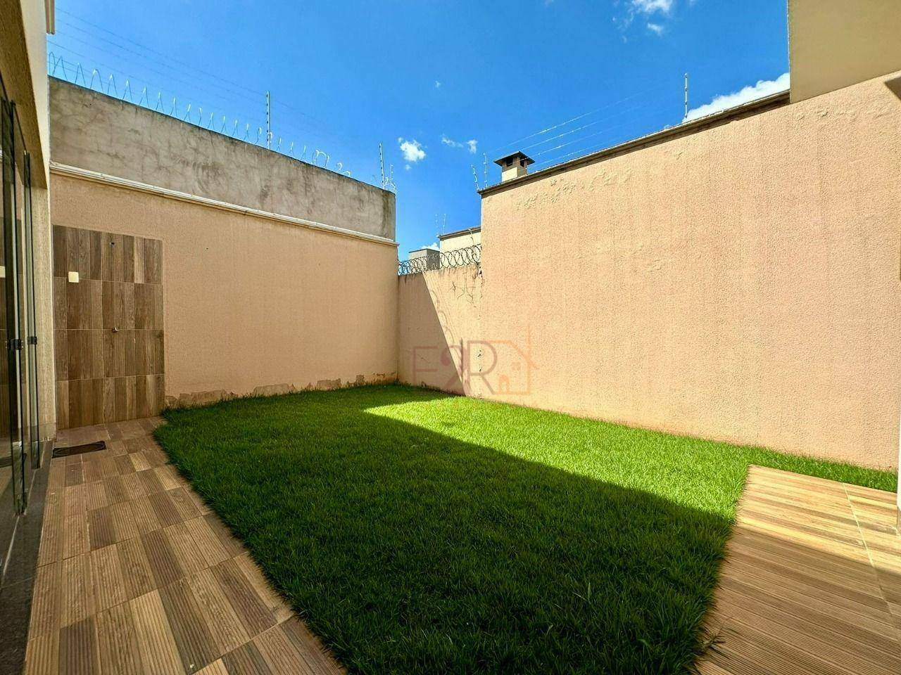 Casa à venda com 3 quartos, 276m² - Foto 14