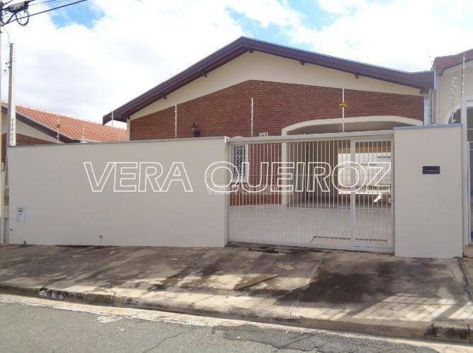 Casa para alugar com 3 quartos, 120m² - Foto 1