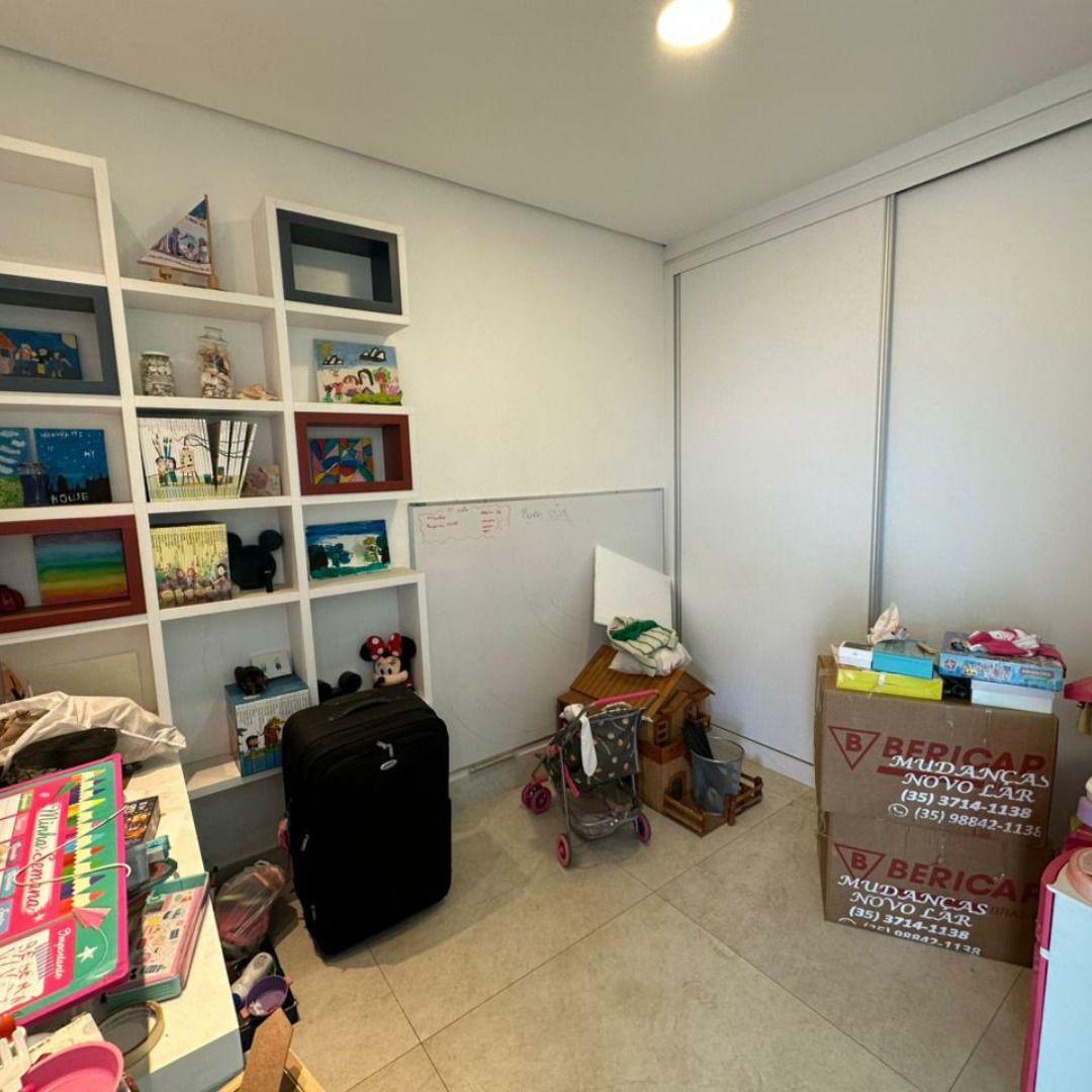 Casa à venda com 3 quartos, 389M2 - Foto 20