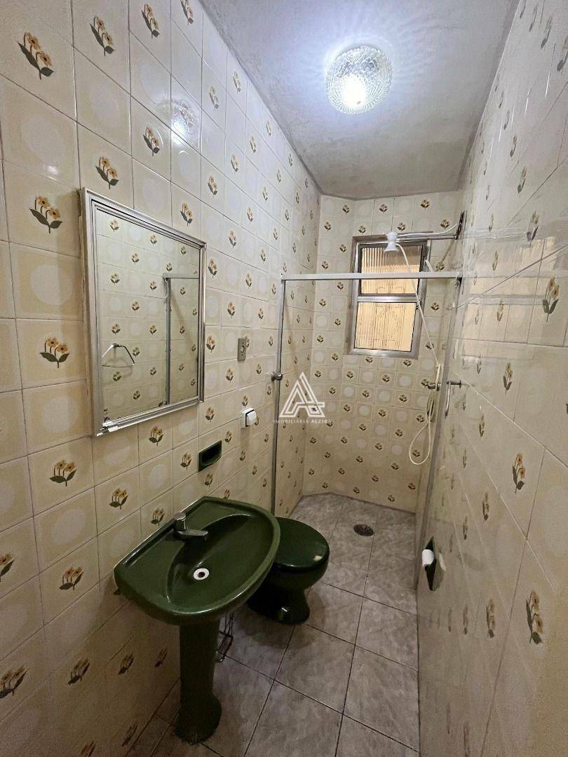 Sobrado à venda com 3 quartos, 200m² - Foto 17