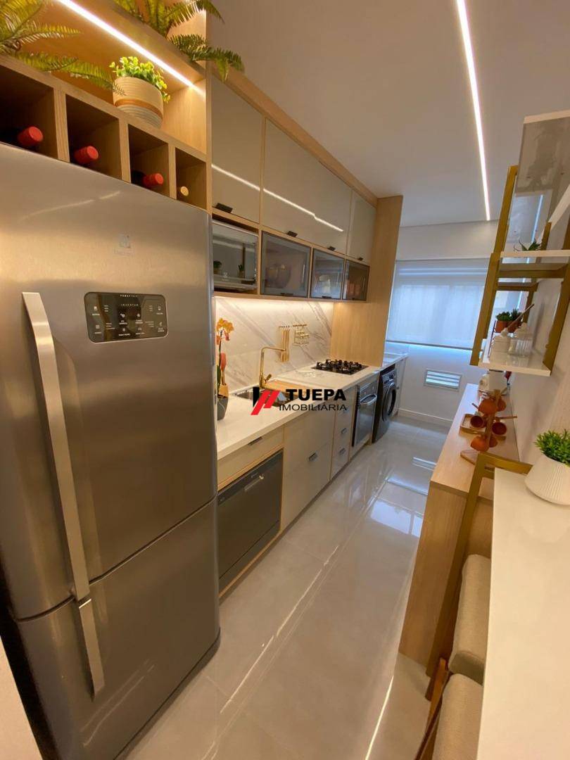 Apartamento à venda com 2 quartos, 55m² - Foto 16