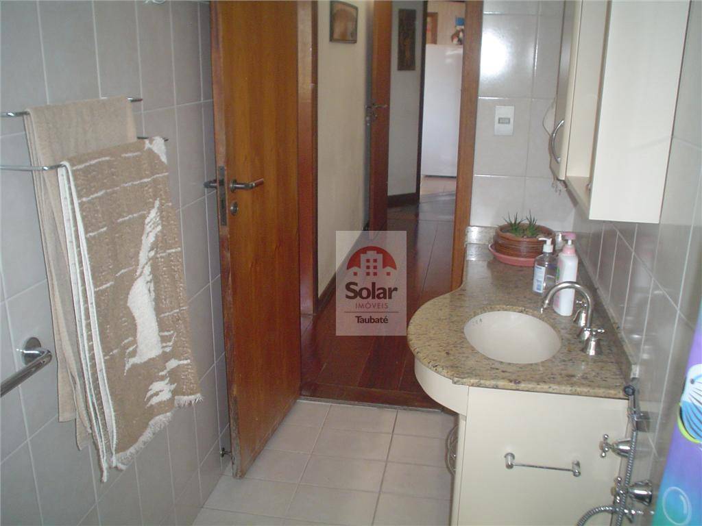 Casa à venda com 3 quartos, 300m² - Foto 26