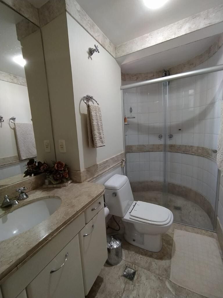 Apartamento à venda com 4 quartos, 250m² - Foto 8