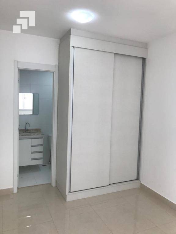 Apartamento à venda com 2 quartos, 60m² - Foto 22