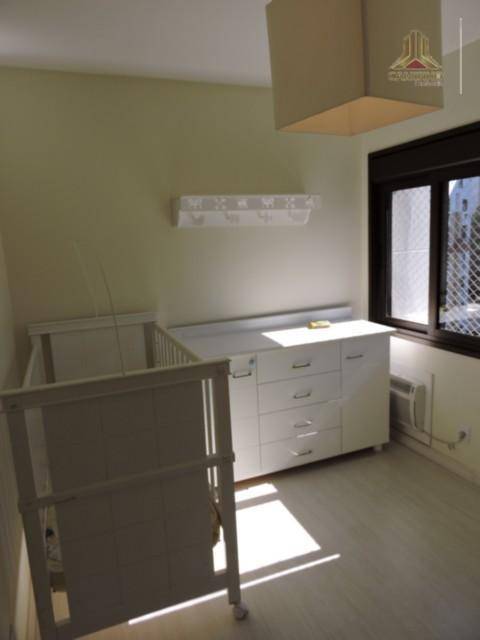 Apartamento à venda com 3 quartos, 105m² - Foto 15