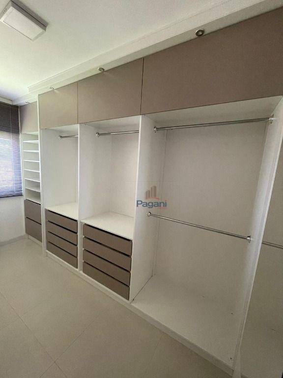 Apartamento à venda com 3 quartos, 100m² - Foto 9