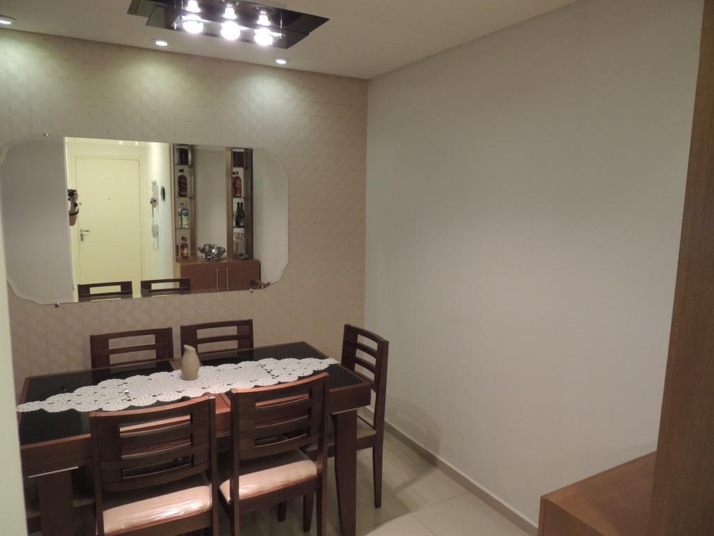 Apartamento à venda com 2 quartos, 55m² - Foto 11