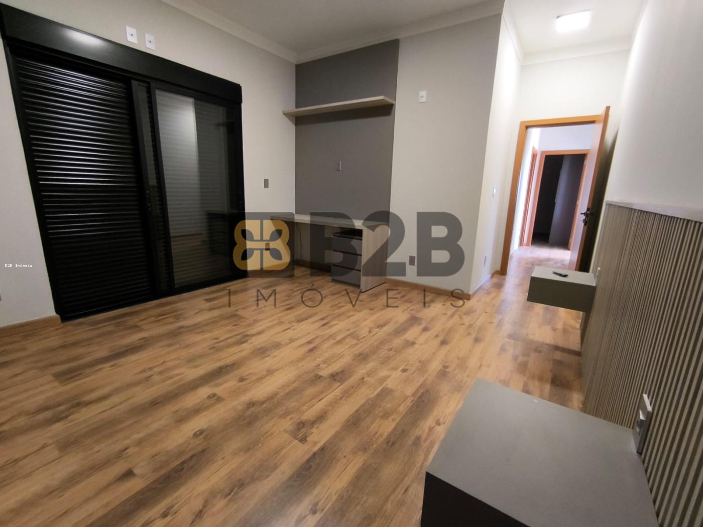 Casa de Condomínio à venda com 3 quartos, 200m² - Foto 3