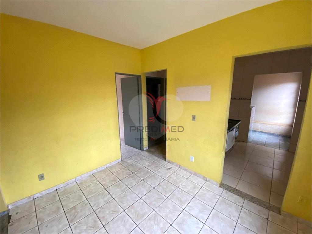 Casa à venda com 2 quartos, 85m² - Foto 1