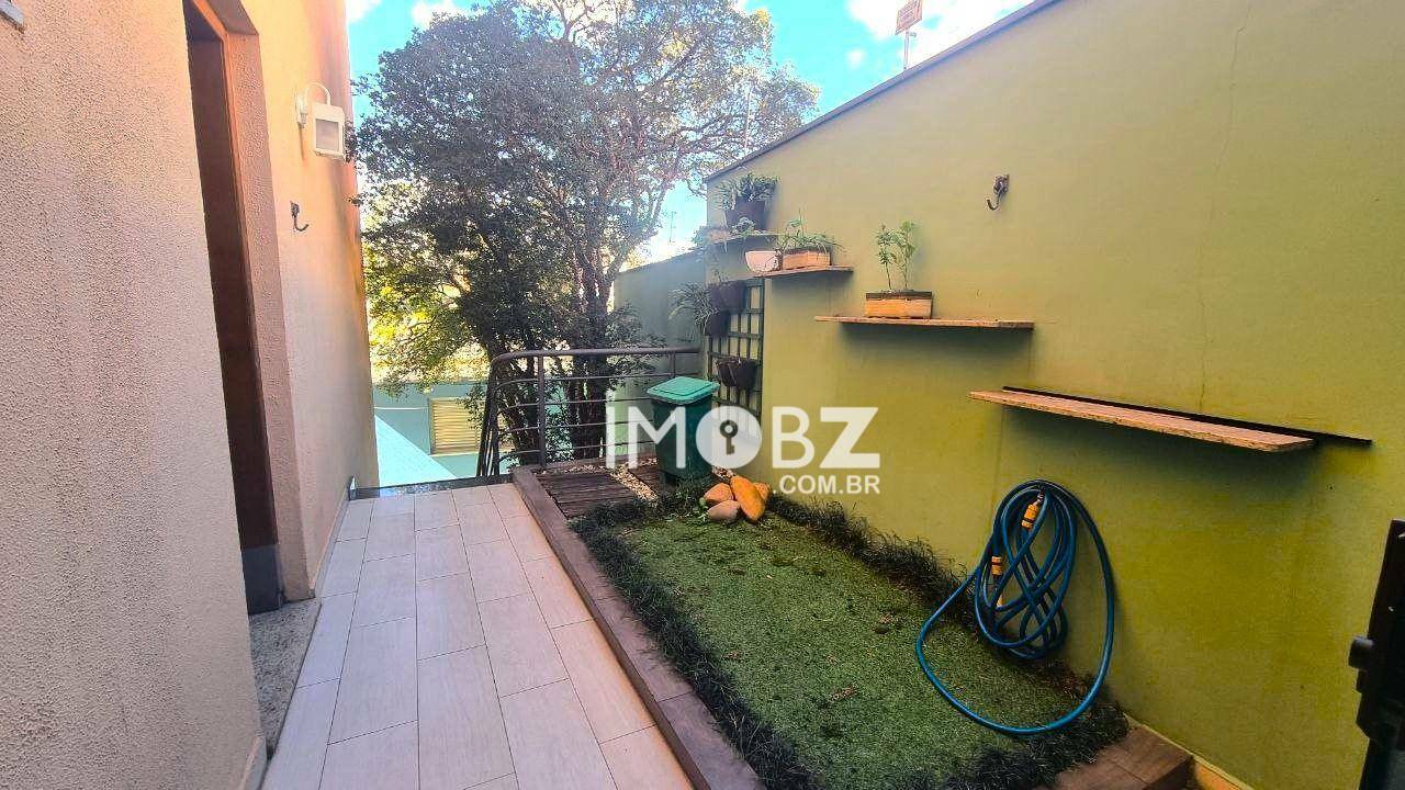 Casa à venda com 3 quartos, 272m² - Foto 31