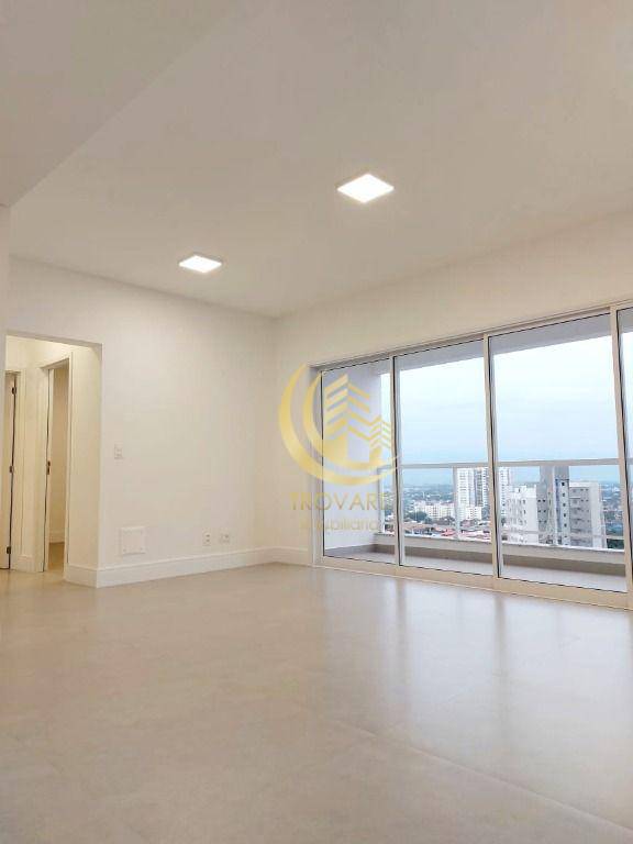 Apartamento à venda com 2 quartos, 78m² - Foto 4