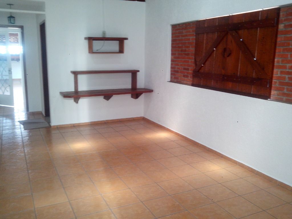 Sobrado à venda com 7 quartos, 300m² - Foto 4