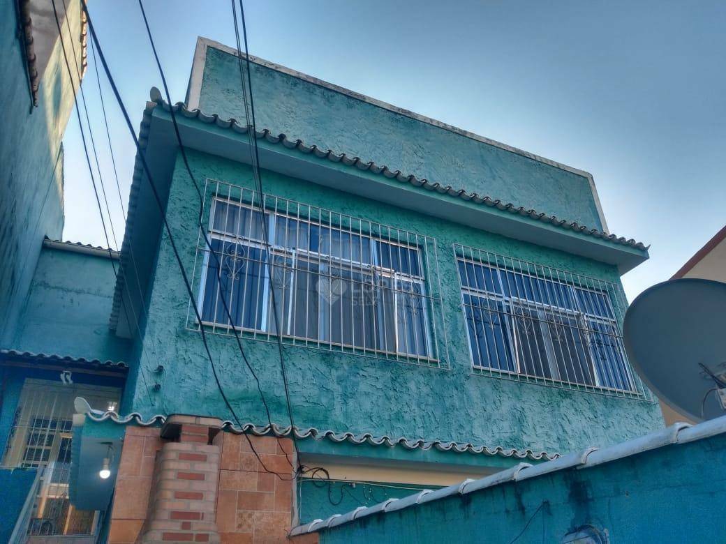 Sobrado à venda com 2 quartos, 98m² - Foto 1