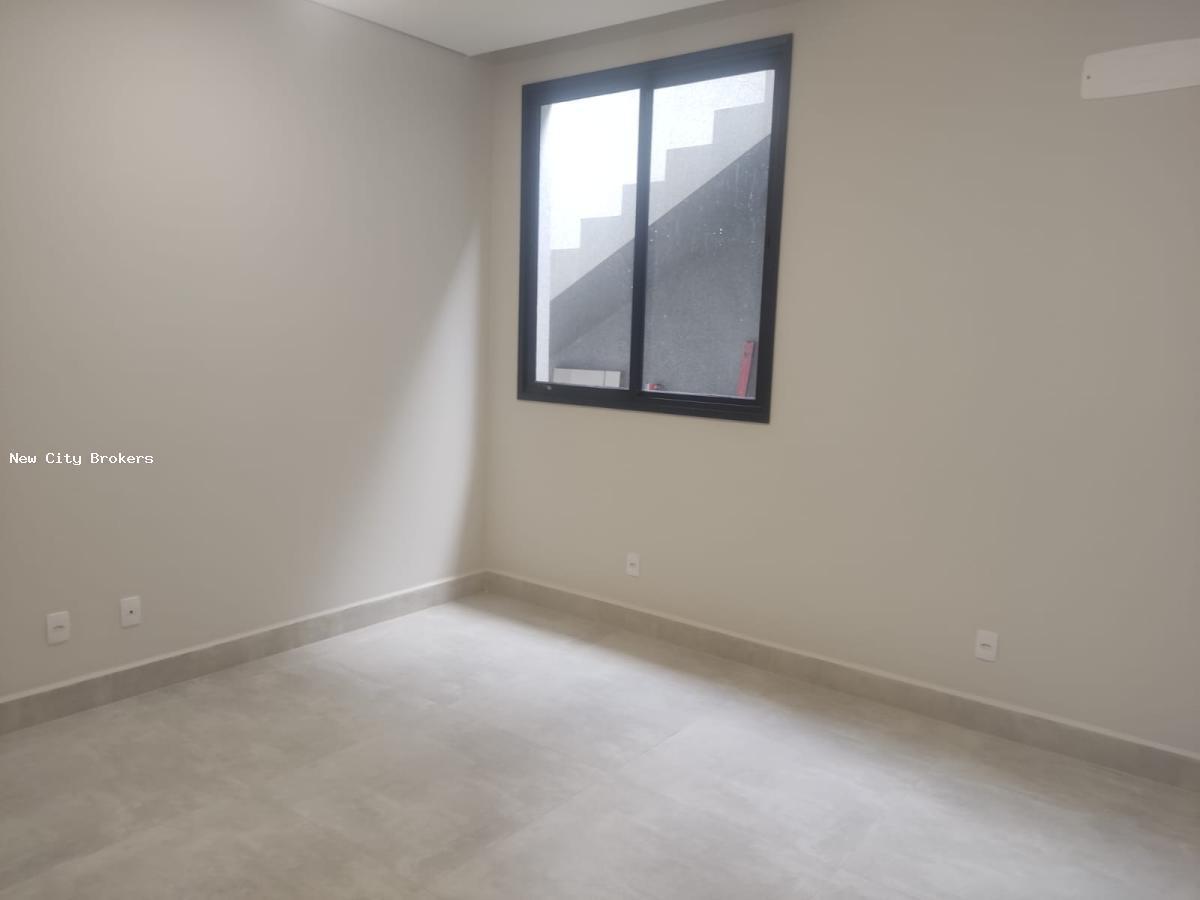 Sobrado à venda com 3 quartos, 300m² - Foto 18