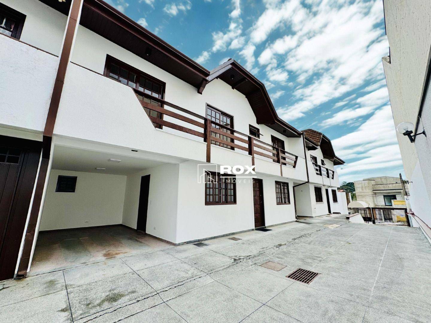 Sobrado à venda com 4 quartos, 146m² - Foto 2