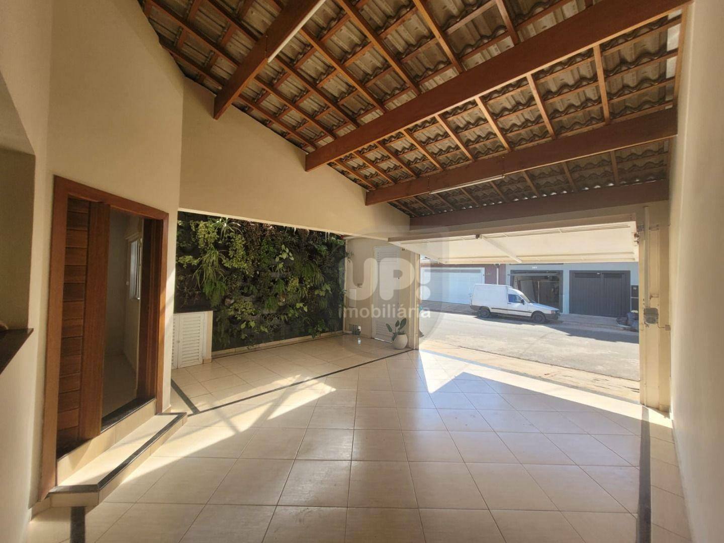 Casa à venda com 3 quartos, 205m² - Foto 5