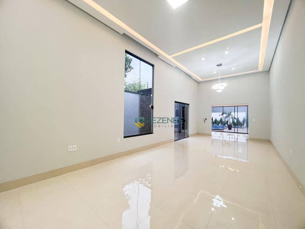 Casa à venda com 5 quartos, 260m² - Foto 6