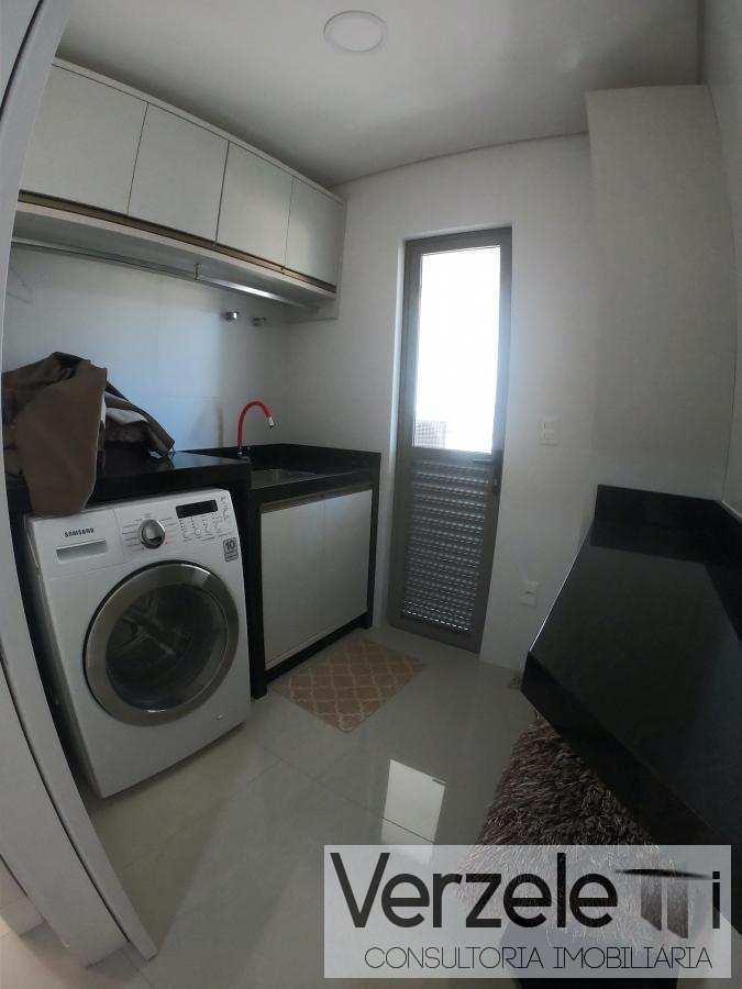 Apartamento para alugar com 4 quartos, 183m² - Foto 8